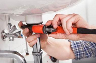 24/7 Des Moines plumbing repair service in WA near 98198